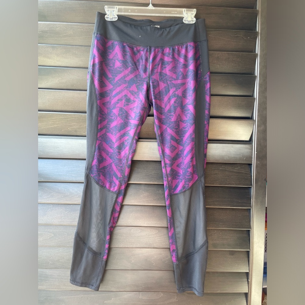 Danskin Now Purple Black Leggings Sheer Panel Hidden Pocket @ Waist Size M